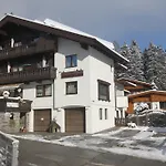 Maison d'hôtes Gaestehaus Waldrand Garni 3*
