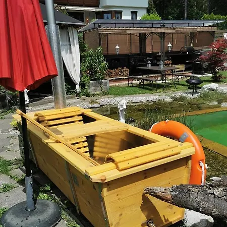 Gastehaus Waldrand Garni