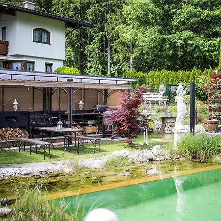 Gasthof Waldrand Garni