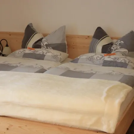 加尔尼瓦尔德兰德旅馆 招待所