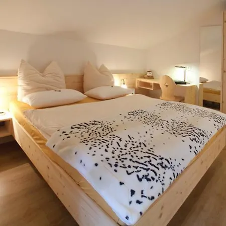 Gaestehaus Waldrand Garni Pensjonat 3*