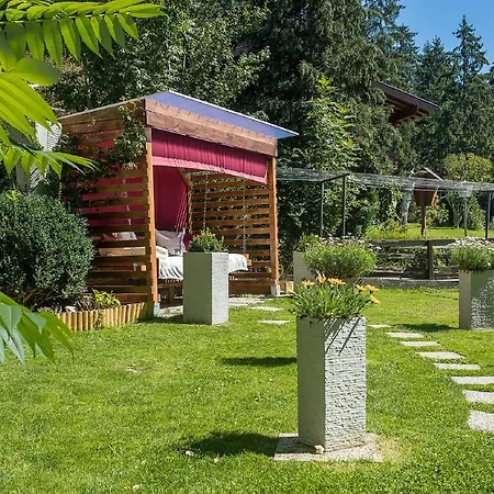 Gaestehaus Waldrand Garni Pensjonat Wiesing