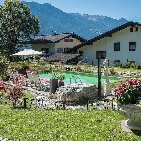 Gaestehaus Waldrand Garni Pensjonat