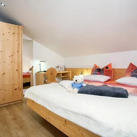 Gaestehaus Waldrand Garni 3*