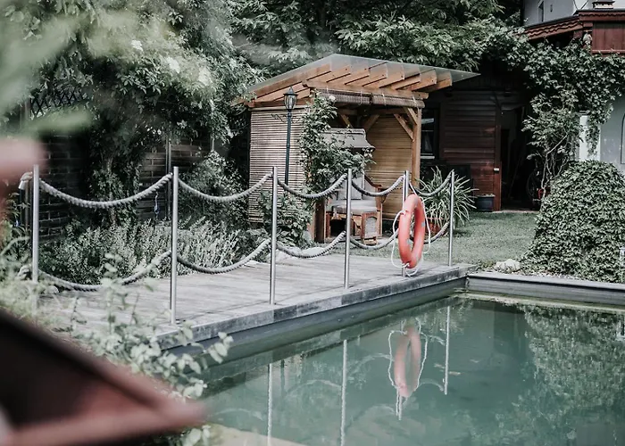 加尔尼瓦尔德兰德旅馆 3*