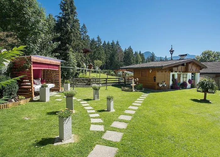 加尔尼瓦尔德兰德旅馆 韦兴