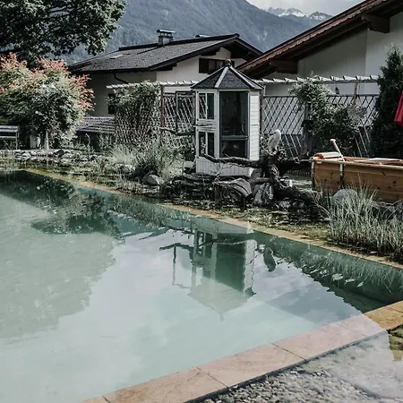 Gastehaus Waldrand Garni Guest house