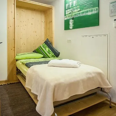 Pensjonat Gaestehaus Waldrand Garni