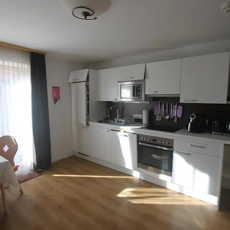 Gastehaus Waldrand Garni Guest house